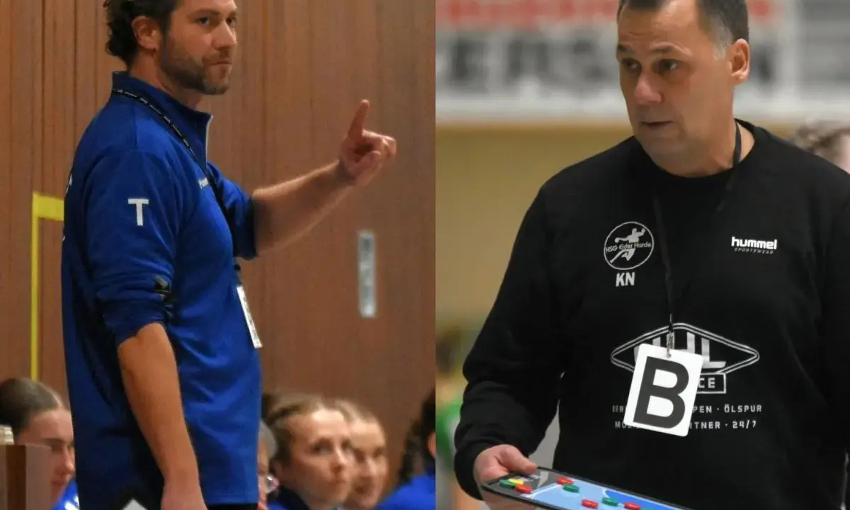 Sebastian Nielsen, Trainer, gibt Anweisungen. Links ein Mann im blauen Shirt, rechts ein Mann im schwarzen Sweatshirt mit Taktiktafel.