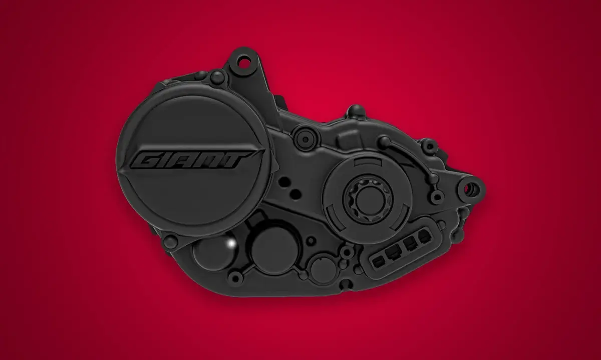 Schwarzes Gehäuse des Giant SyncDrive Pro 2 Motors mit dem Giant-Logo.