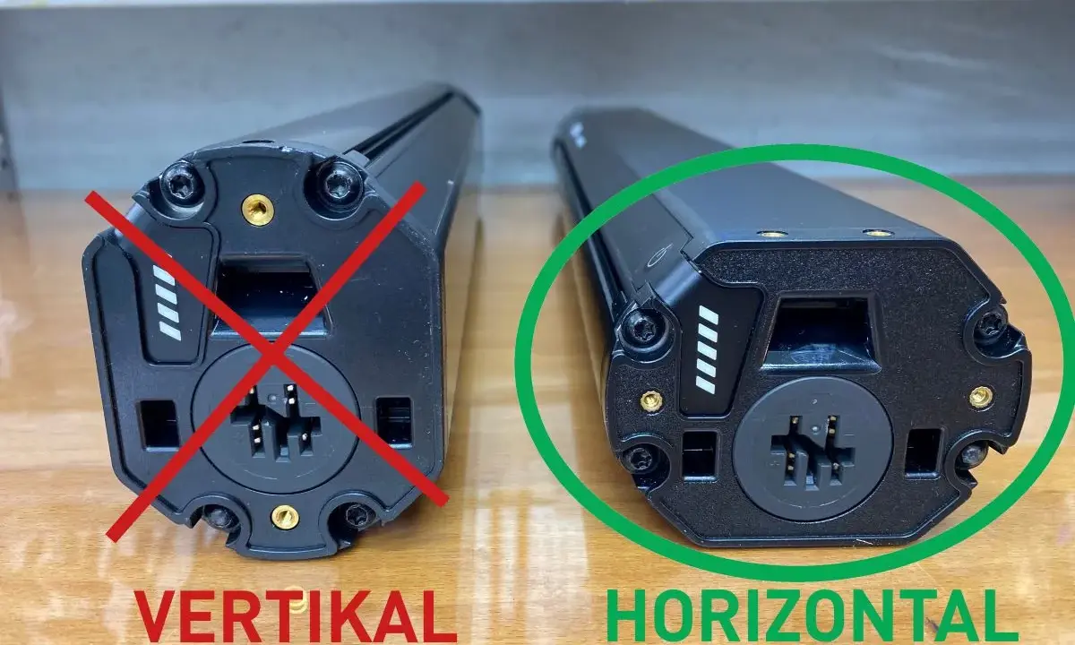 Bosch PowerTube 625: Gewicht und Einbauposition. Links vertikal (durchgestrichen), rechts horizontal (grün umkreist).