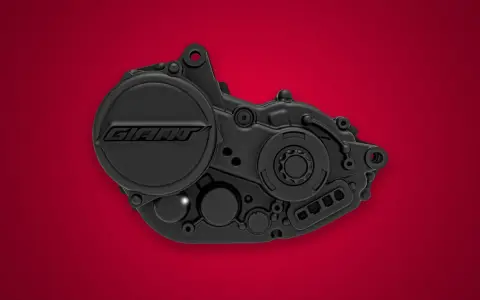 Schwarzes Gehäuse des Giant SyncDrive Pro 2 Motors mit dem Giant-Logo.