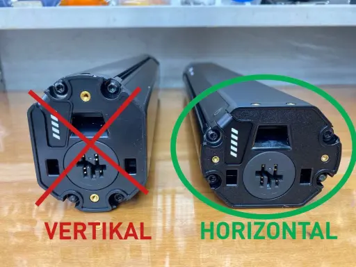 Bosch PowerTube 625: Gewicht und Einbauposition. Links vertikal (durchgestrichen), rechts horizontal (grün umkreist).